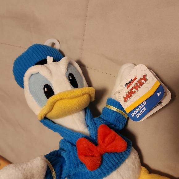 Disney Junior Mickey Mouse Beanbag Plush - Donald Duck, by Just Play - Picture 3 of 7